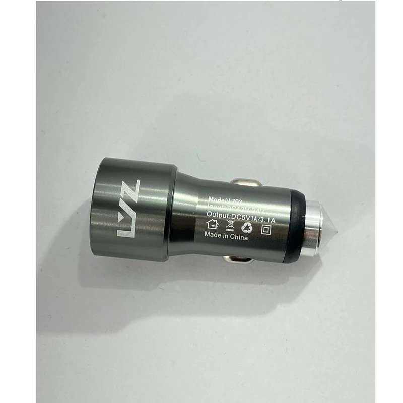 LZ-03 3.1A dual USB car charger black design