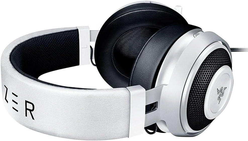 Razer Kraken Pro V2 gaming headset with aluminum headband for PC, PS4, Xbox One and Switch