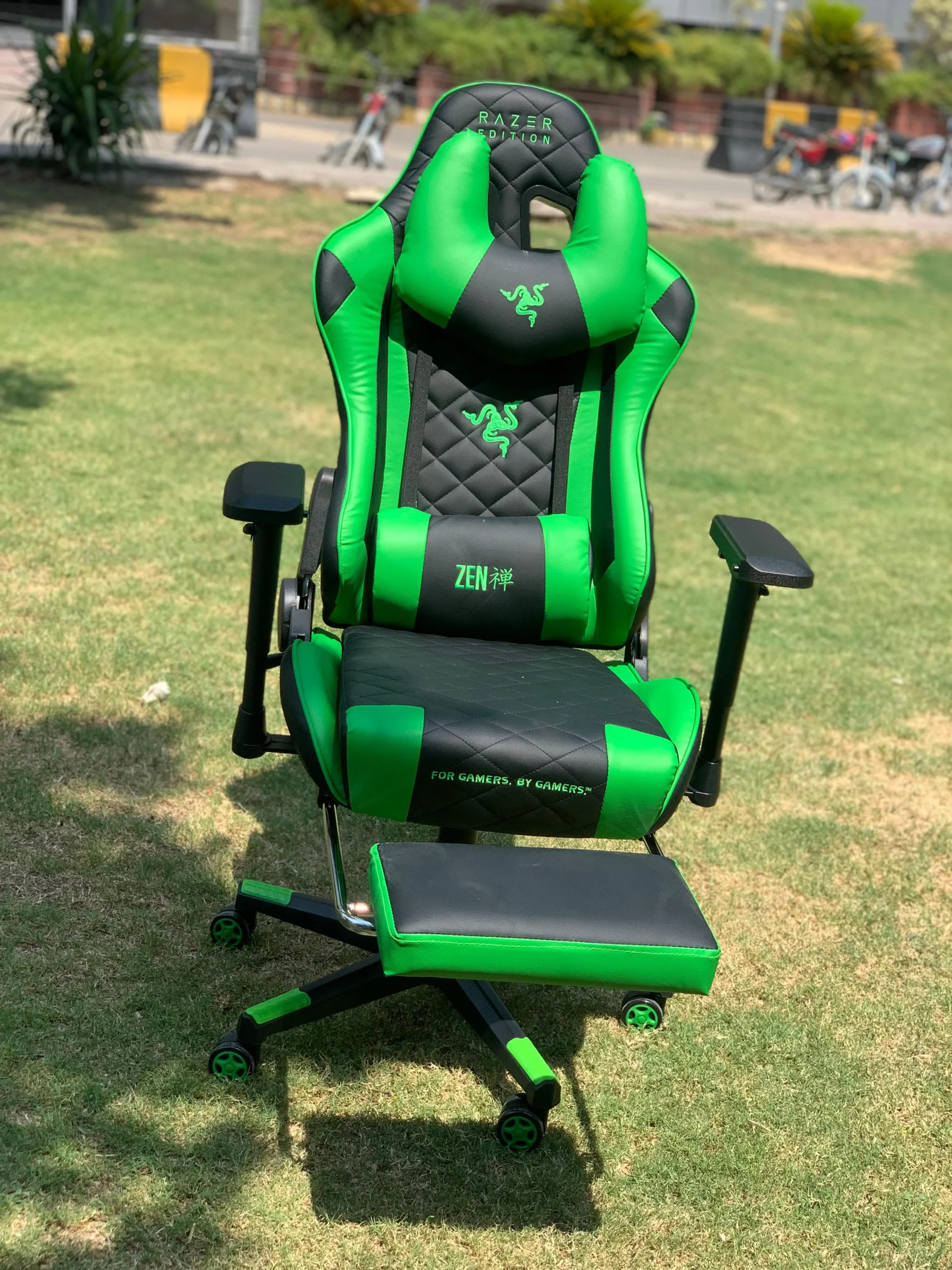 Razer gaming chair green black with pull out footrest, a colorful gaming chair price in Pakistan pick