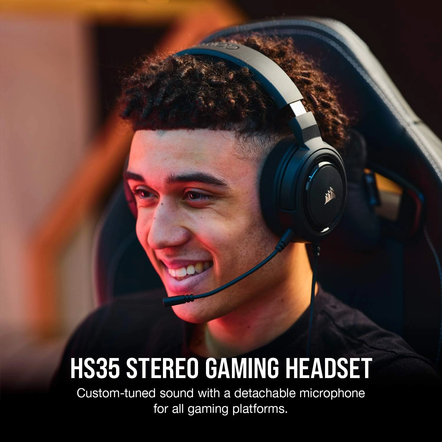 Corsair HS35 stereo gaming headset in carbon black with memory foam earcups, best gaming headset price in Pakistan